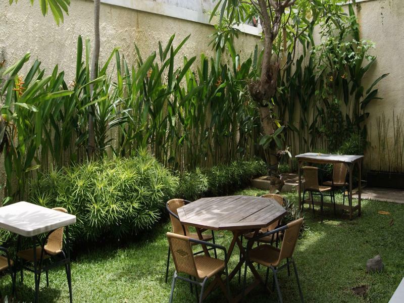 Sugiras Living Hotell Denpasar Eksteriør bilde